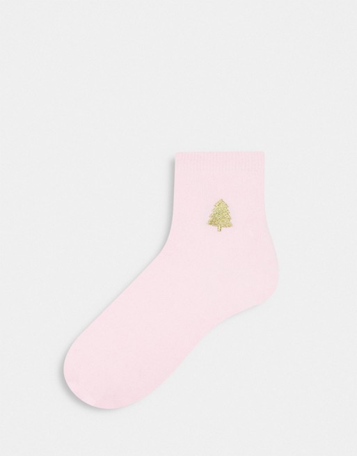 ASOS DESIGN Christmas tree embroidered ankle socks in pink