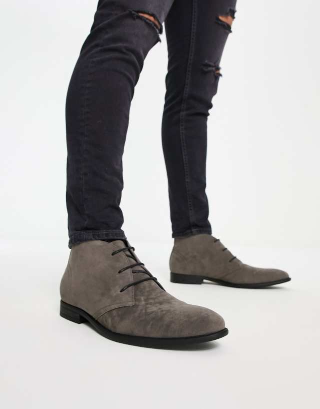 ASOS DESIGN chukka boots in gray faux suede