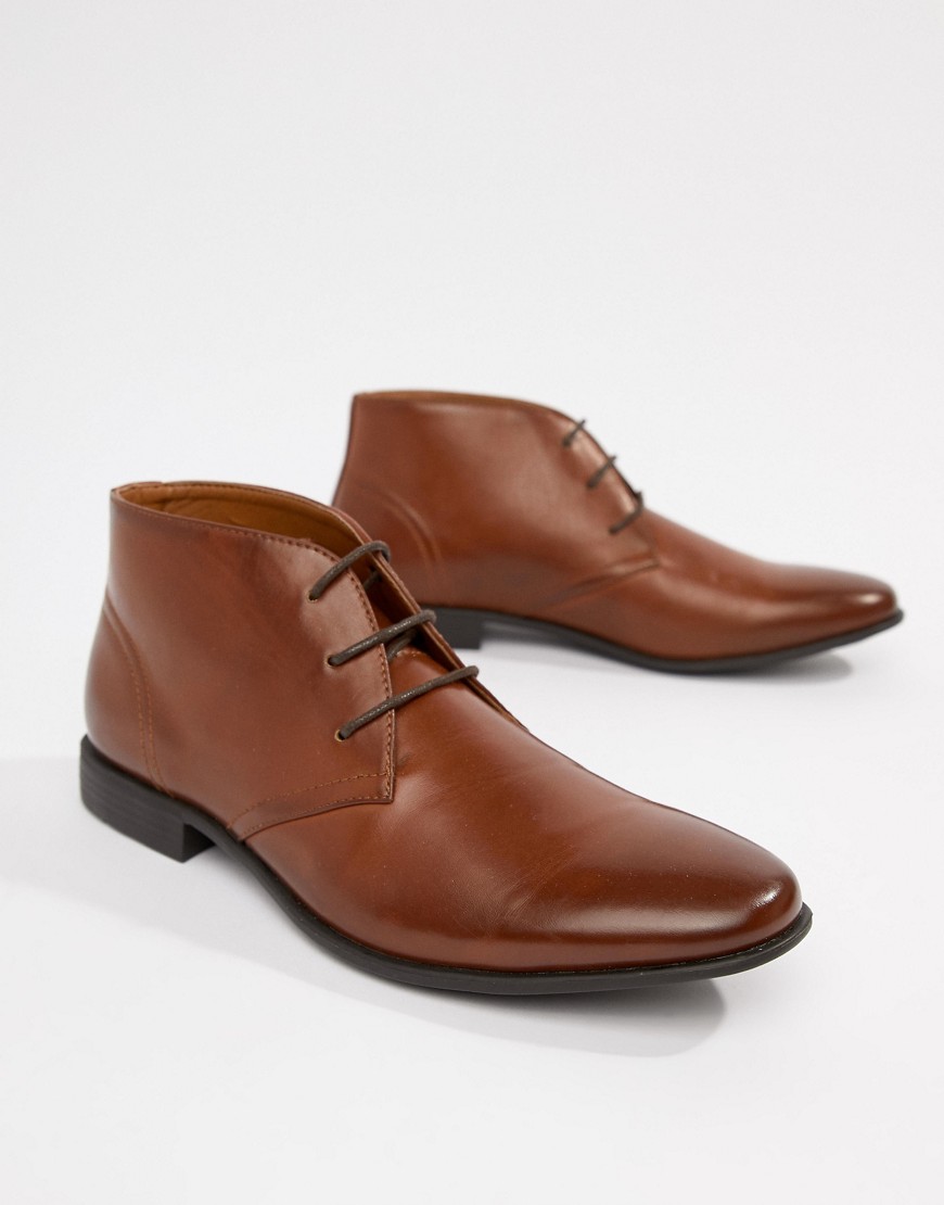 ASOS DESIGN chukka boots in tan faux leather