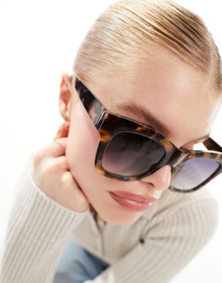 Asos Design Chunky Flare Cat Eye Sunglasses In Tort-multi