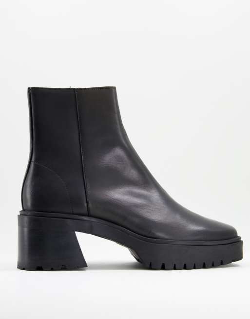 ASOS DESIGN chunky heeled square toe chelsea boot in black leather | ASOS