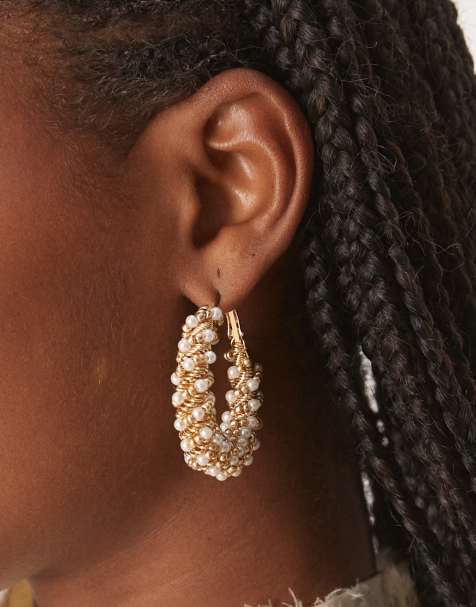ASOS DESIGN chunky hoop earrings in twisted gold tone chain and faux pearls - view 1