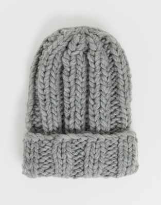 gray beanie hat