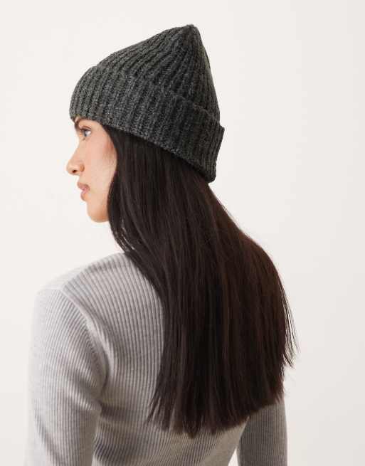 ASOS DESIGN chunky knit beanie in charcoal, 3 of 3
