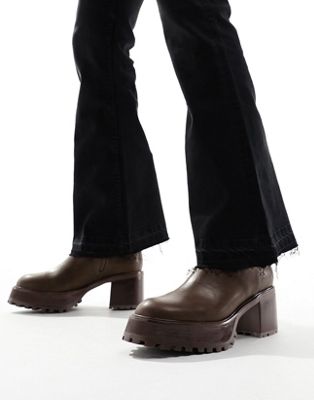 chunky platform heeled boot  faux leather