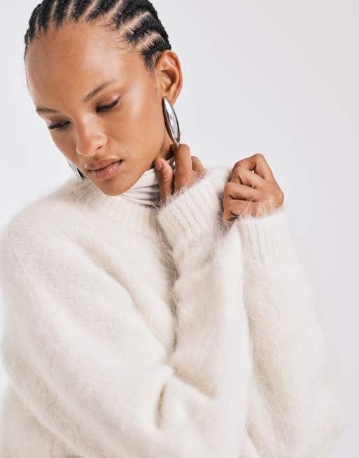 ASOS DESIGN chunky premium alpaca cardigan in cream, 2 of 4