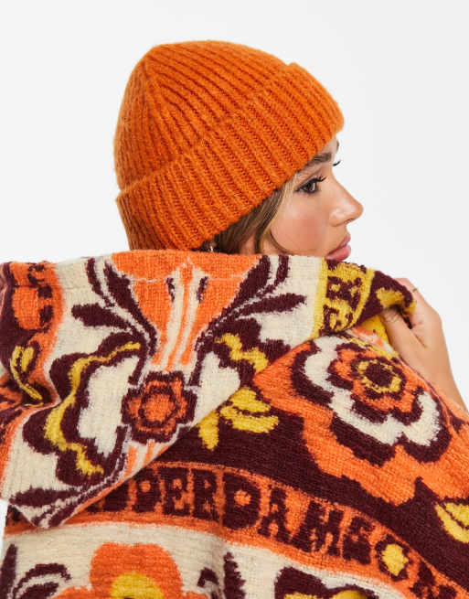 ASOS DESIGN chunky rib fisherman beanie in burnt orange , 4 of 4