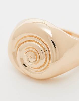 Asos Design Chunky Shell Ring In Gold
