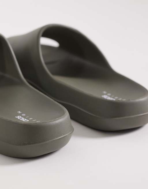 ASOS DESIGN chunky sliders in green, 4 of 4