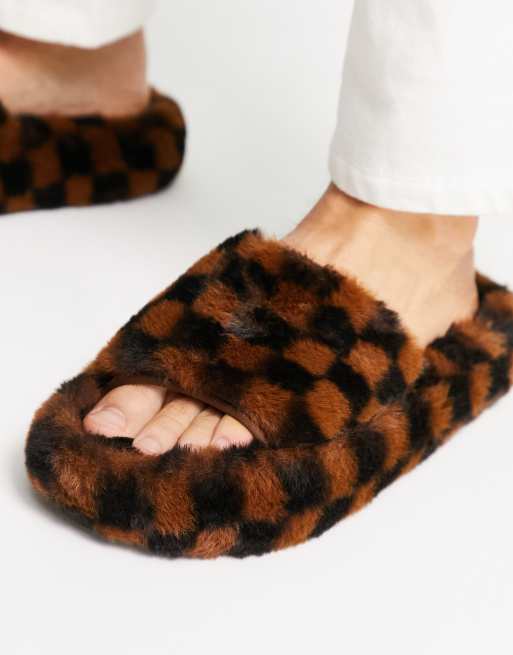 Asos hot sale fluffy slippers