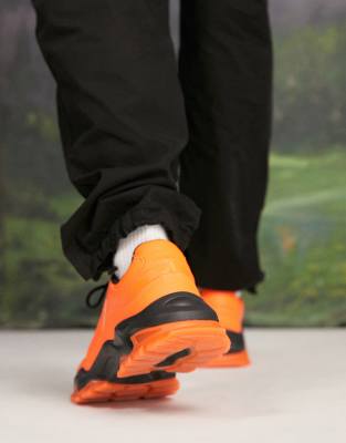 chunky sneakers orange