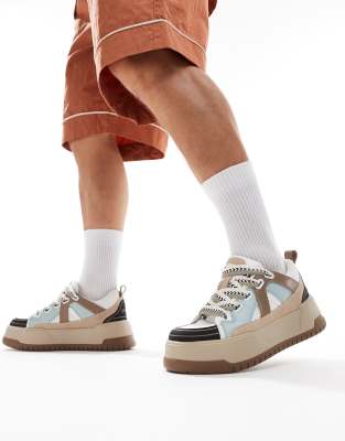 chunky sneakers with oversized laces-Neutral