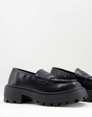 ASOS DESIGN ASOS DESIGN chunky square toe loafers in black faux leather