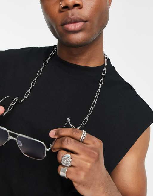 Chunky store sunglasses chain