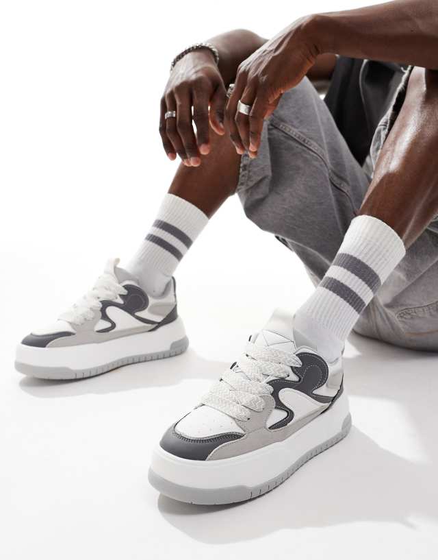 ASOS DESIGN - chunky trainers in grey and white mix