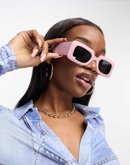 Wide store temple sunglasses