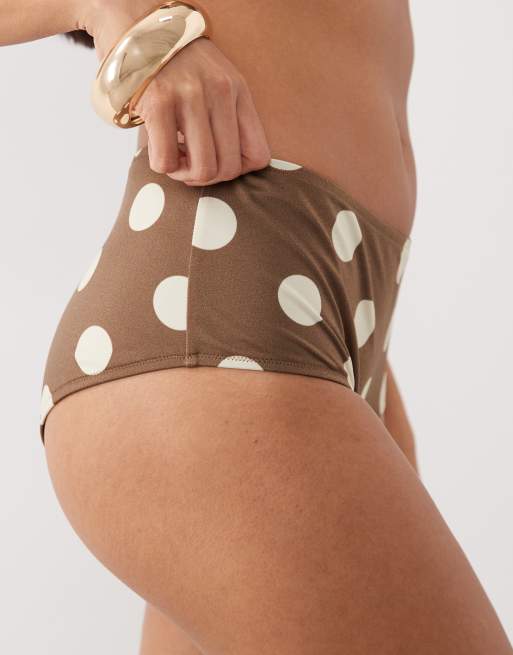 ASOS DESIGN - Cici - Korte bikinishort met stippen in chocoladebruin, 3 van 4