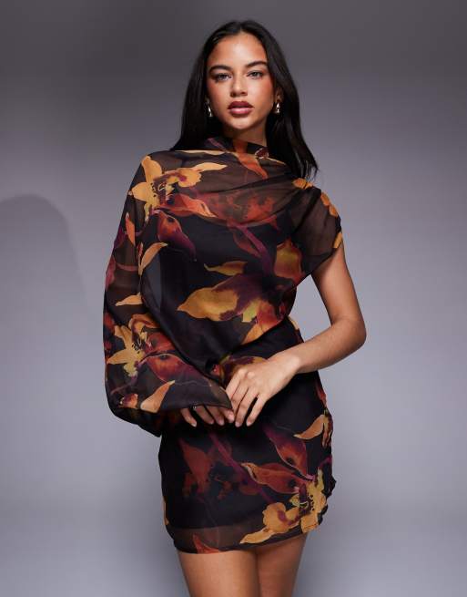 ASOS DESIGN – Ciemna asymetryczna sukienka mini w abstrakcyjny kwiatowy wzór z zabudowanym dekoltem, drapowaniem i wycięciem