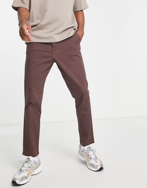 ASOS DESIGN – Ciemnobrązowe chinosy ze zwężanymi nogawkami