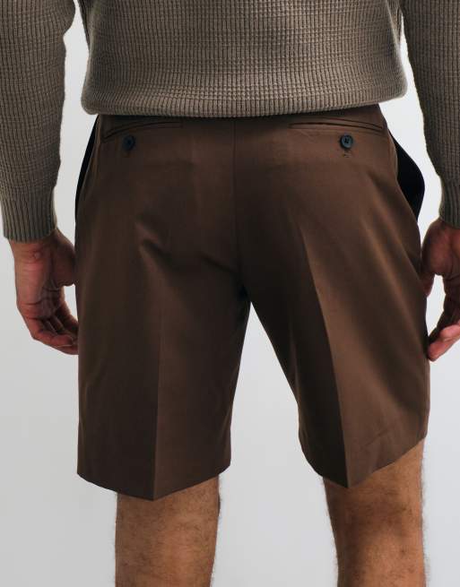 ASOS DESIGN – Ciemnobrązowe dopasowane szorty o regularnym kroju, 4 z 5