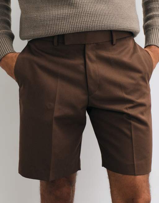 ASOS DESIGN – Ciemnobrązowe dopasowane szorty o regularnym kroju, 5 z 5