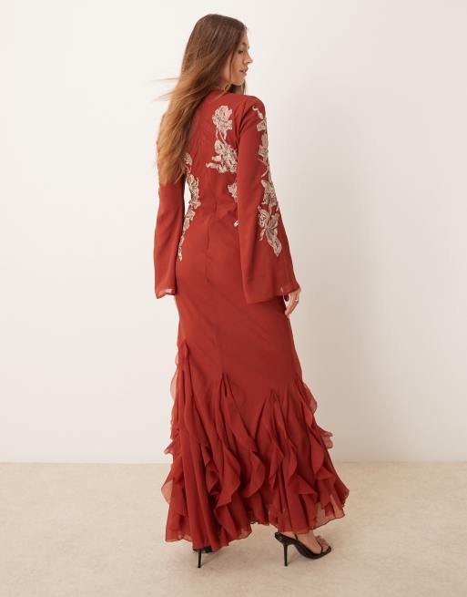 ASOS DESIGN – Ciemnomiedziana sukienka maxi ze skosu z