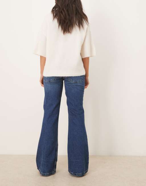 ASOS DESIGN – Ciemnoniebieskie jeansy dzwony o luźnym kroju, 3 z 5