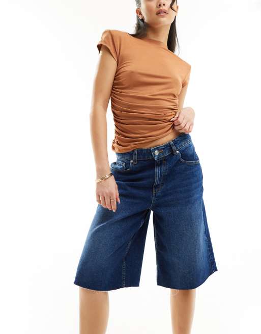 ASOS DESIGN – Ciemnoniebieskie szorty jeansowe baggy o wydłużonym fasonie