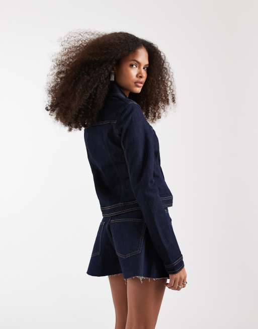 ASOS DESIGN – Ciemnoniebieskie trapezowe szorty jeansowe, 5 z 5