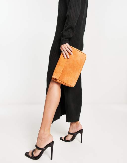 ASOS DESIGN – Ciemnopomarańczowa zamszowa kopertówka z zawijaną górą