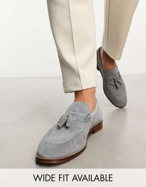 ASOS DESIGN – Ciemnoszare loafersy z zamszu z podeszwą w naturalnym kolorze