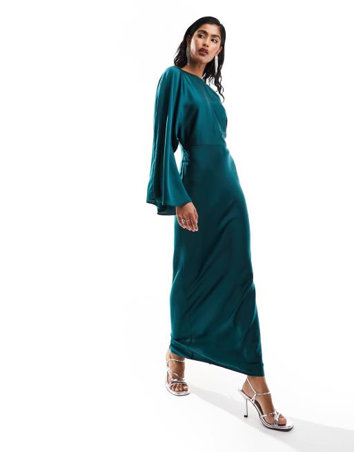 ASOS DESIGN – Ciemnozielona satynowa sukienka maxi ze skosu z nietoperzowymi rękawami