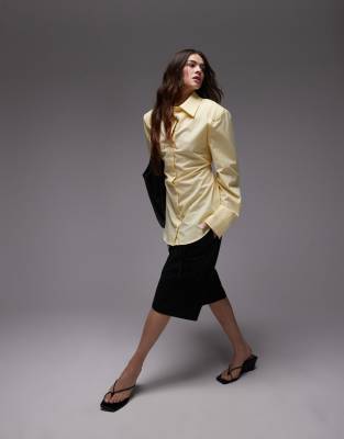 ASOS DESIGN ASOS DESIGN cinch shoulder pad shirt with tie in buttermilk-Yellow