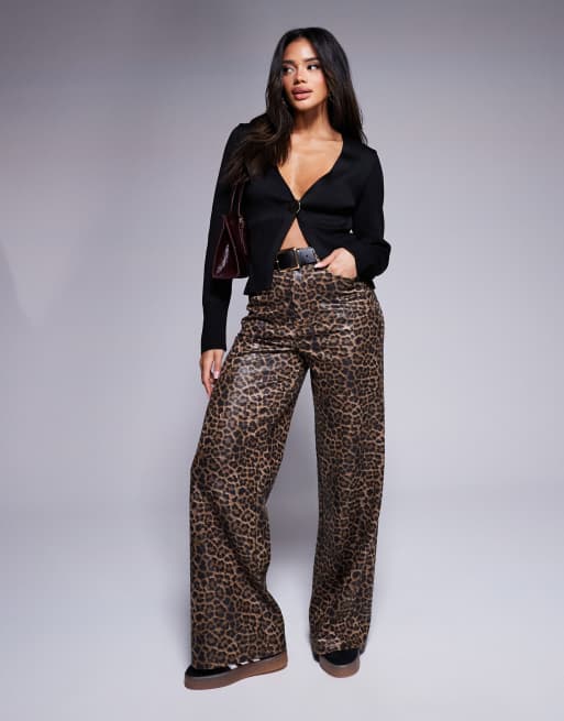 ASOS DESIGN cinch waist cardigan with statement button in black, 2 of 4
