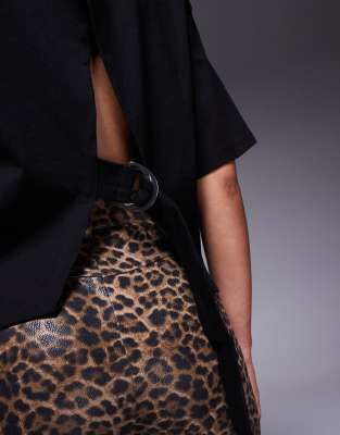 Asos Design Cinched Back T-shirt With Open Back And D Ring Detail In Black