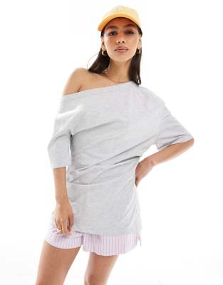 andequal volume off shoulder blouse グレー Modern stylish long sleeved loose neck blouse - Blusa