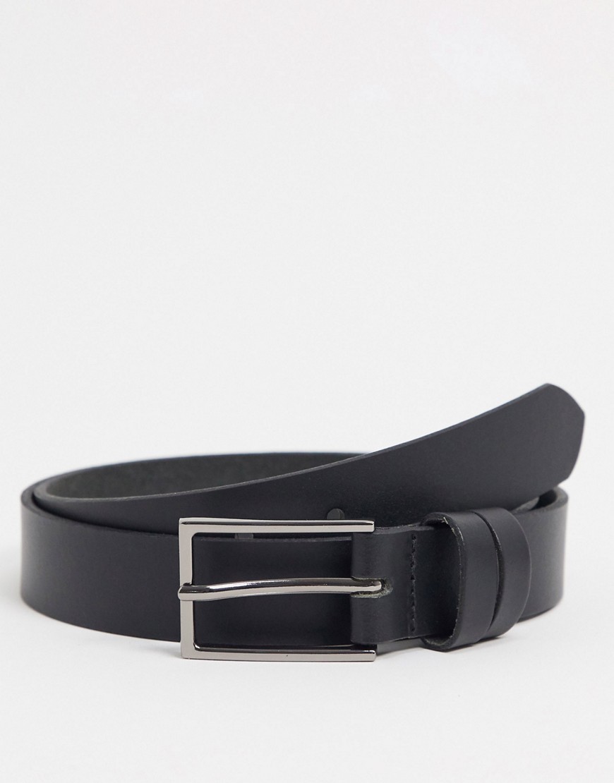ASOS DESIGN - Cintura slim in pelle nera con fibbia quadrata piombo-Nero