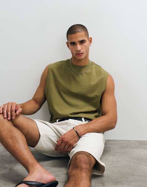 ASOS DESIGN – Circular Design Collection – Bardzo gruby top oversize bez rękawów, w kolorze khaki - view 1