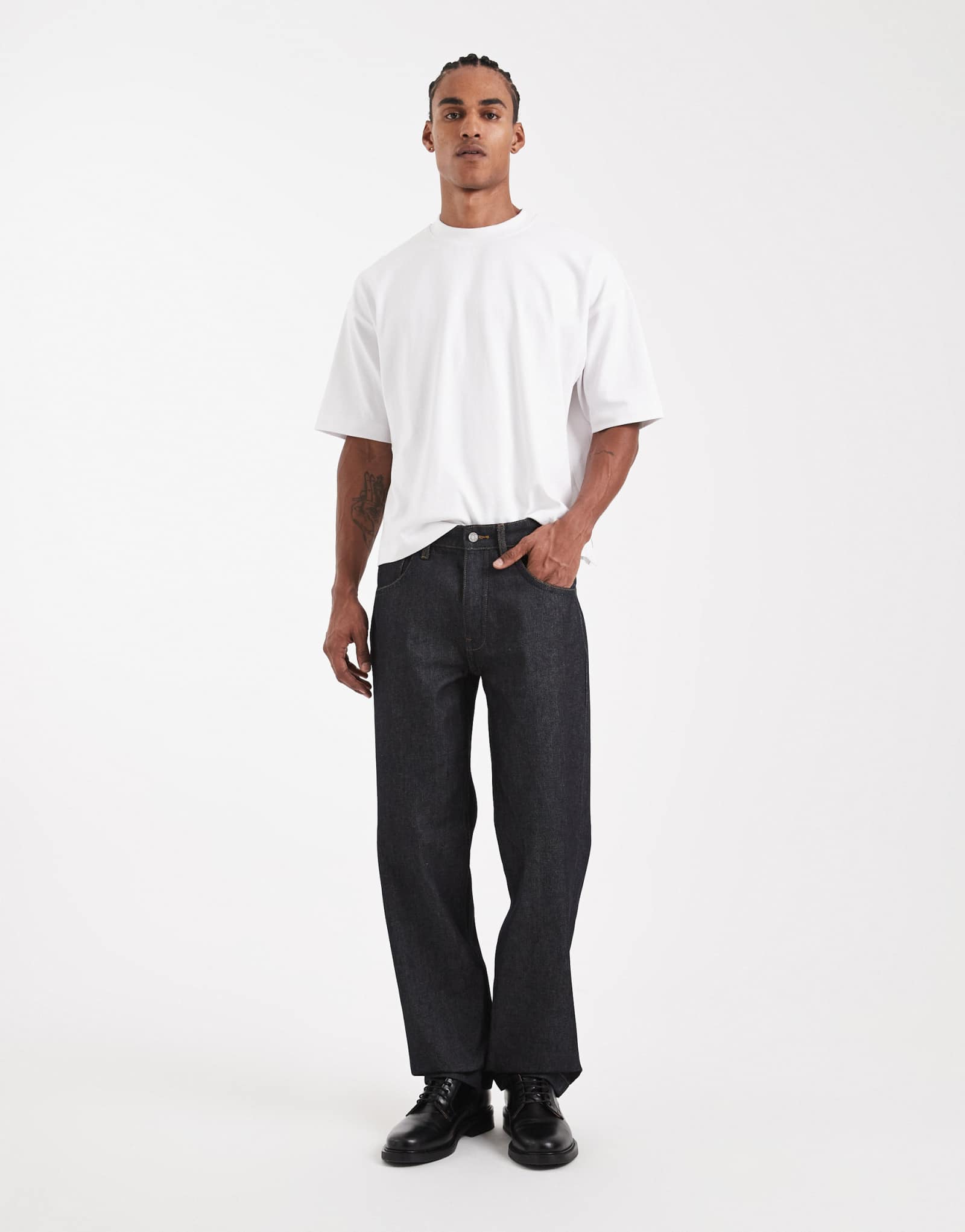 Джинсы с прямыми штанинами цвета индиго из коллекции ASOS DESIGN Circular Design Collection 