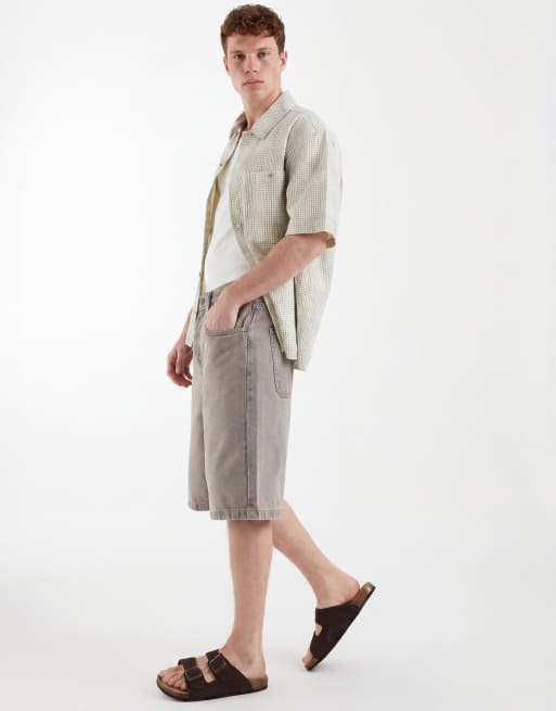 ASOS DESIGN – Circular Design Collection – Ljusgrå, tvättade, långa jeansshorts, 3 av 5
