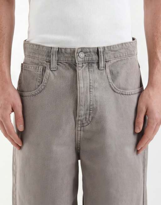 ASOS DESIGN – Circular Design Collection – Ljusgrå, tvättade, långa jeansshorts, 4 av 5