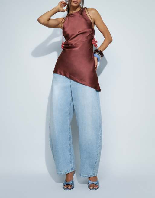 ASOS DESIGN – Circular Design Collection – Mellanblå, ljustvättade jeans i slim fit med barrelben, 3 av 7