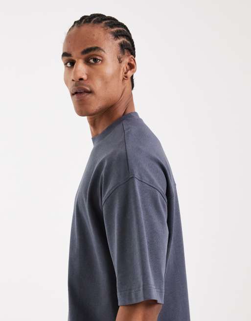 ASOS DESIGN - Circular Design Collection - Oversized T-shirt van superzware stof in marineblauw, 4 van 5
