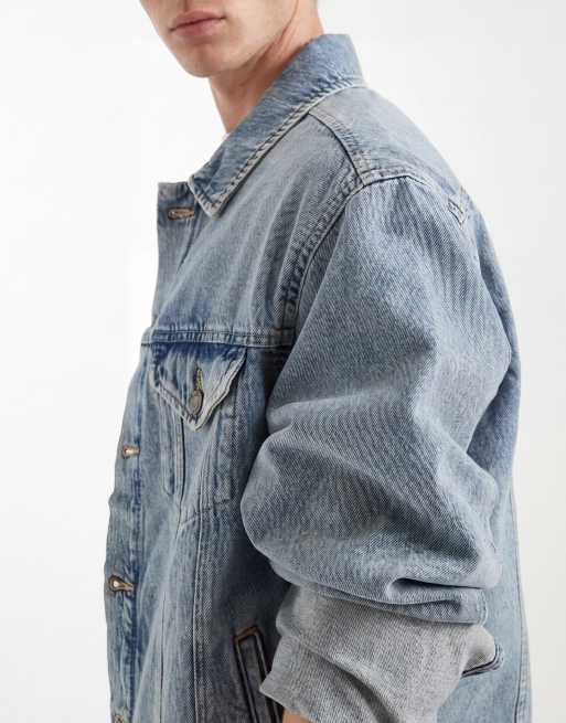 ASOS DESIGN – Circular Design Collection – Trucker-Jeansjacke in blauer Vintage-Waschung, Kombiteil, 3 von 5
