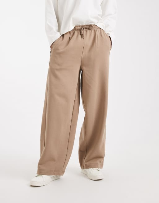 ASOS DESIGN - Circular Design Collection - Wijde joggingbroek van 400gsm zware stof in stone, 2 van 5
