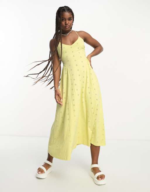 ASOS DESIGN – Citrongul midiklänning med broderie anglaise, dekorativ söm och smala band baktill