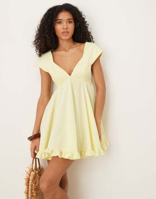 ASOS DESIGN - Citrongul skater-minikjole med flæser, hjerteformet hals og vingeærmer, 2 af 4