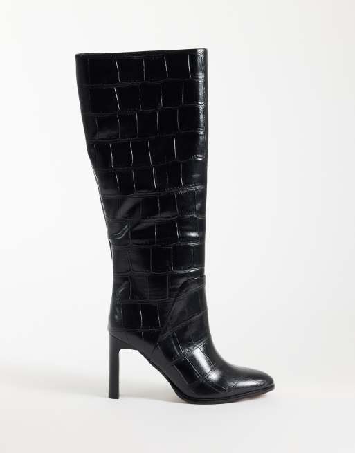 ASOS DESIGN Claribel botas altas de tacón tipo pull-on en negro efecto cocodrilo, 1 de 4