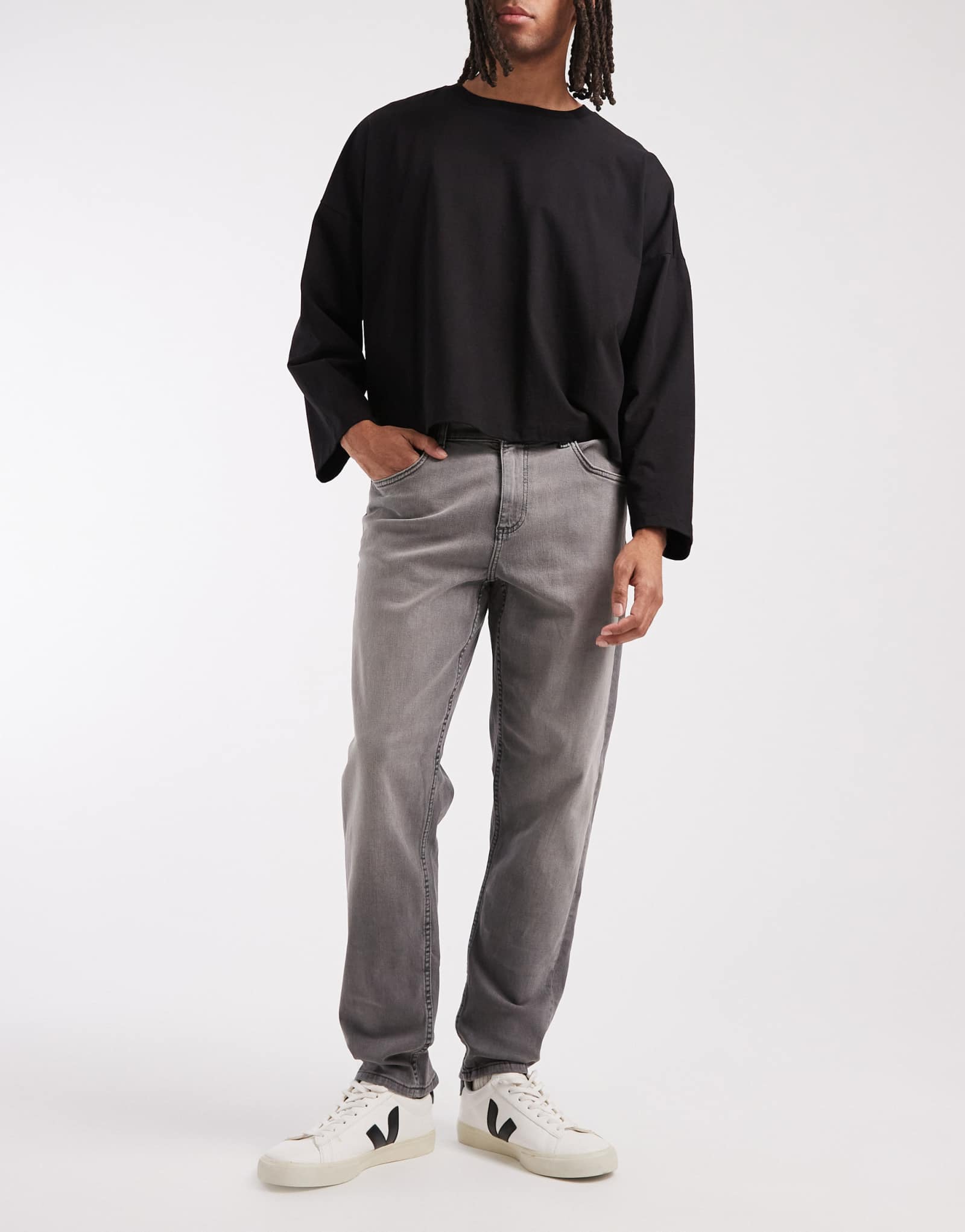 Классические жесткие джинсы ASOS DESIGN серого цвета