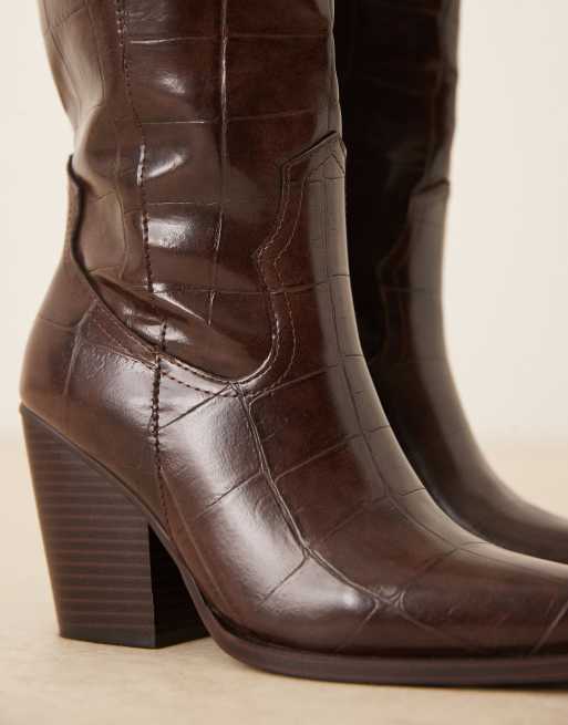 ASOS DESIGN – Claudette – Brązowe kowbojki do kolan ze wzorem skóry krokodyla, 3 z 4